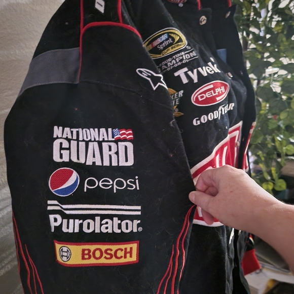 JH Design Nascar Dupont Jeff Gordon Black w/ Flame Jacket - Picture 4 of 9